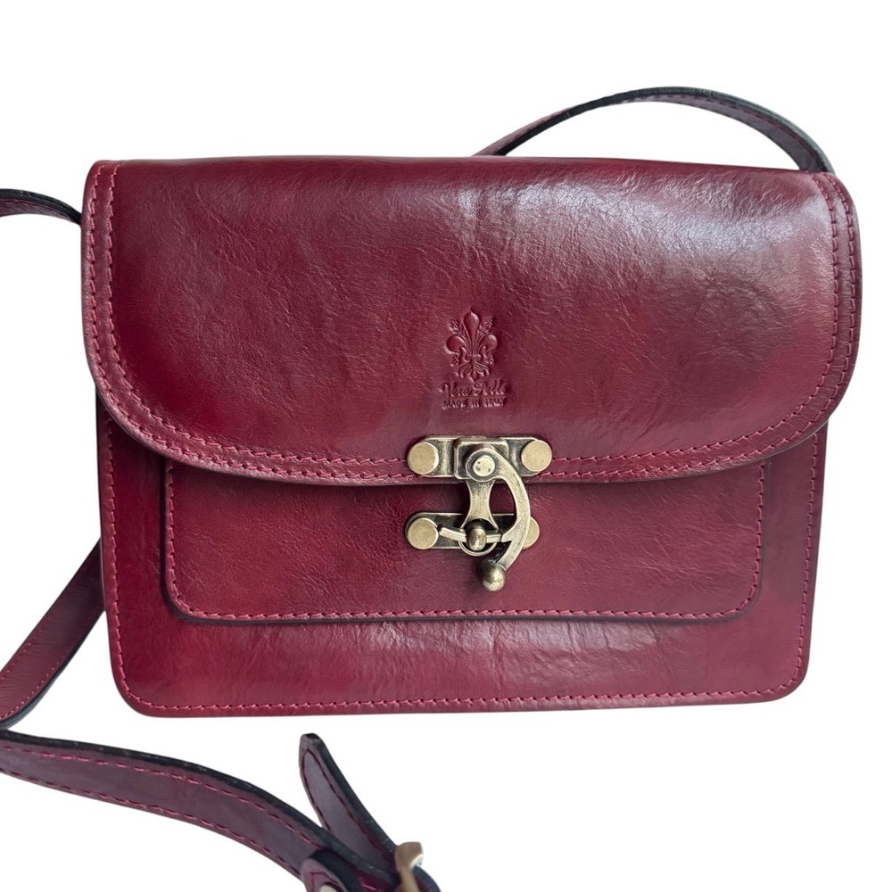 Vera Pelle Red Leather Messenger Crossbody. - Picture 5 of 16